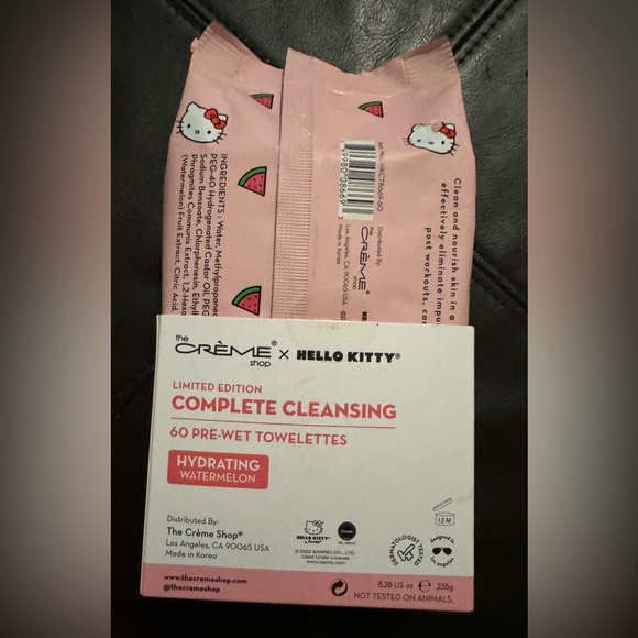Crème Shop Hello Kitty 60 Face Towelettes, 2 My Melody Sheet Mask, Sponge Scrub - Picture 4 of 7